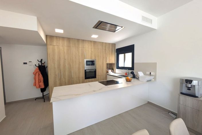 Image No.32-3 Bed Villa for sale