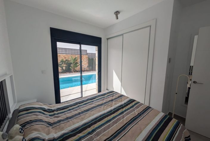 Image No.35-3 Bed Villa for sale