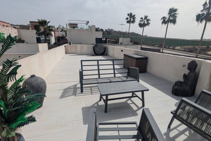 Image No.4-3 Bed Villa for sale