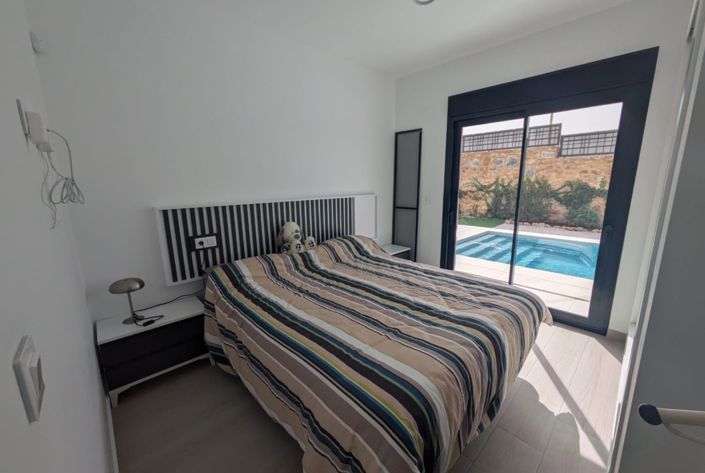 Image No.9-3 Bed Villa for sale