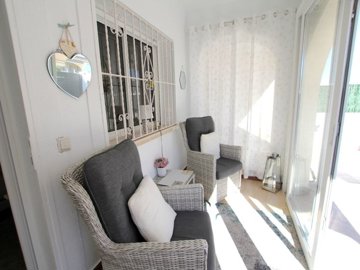 49204abeautifullypresentedthreebedroomlinkdet