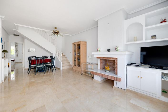 Image No.14-3 Bed Townhouse for sale