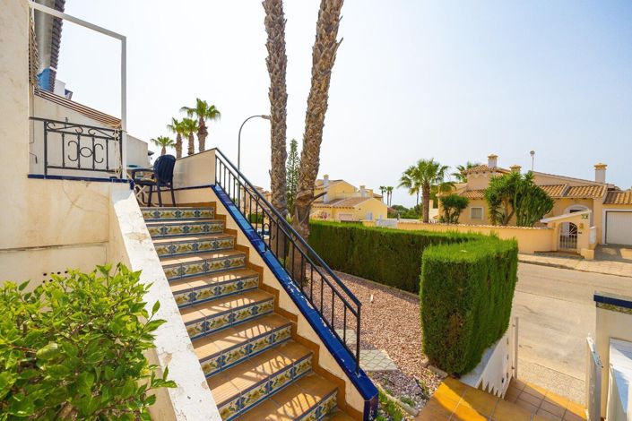 Image No.8-3 Bed Townhouse for sale