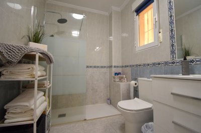 o1j8qg7k50bnm13dq1a25lum12i721