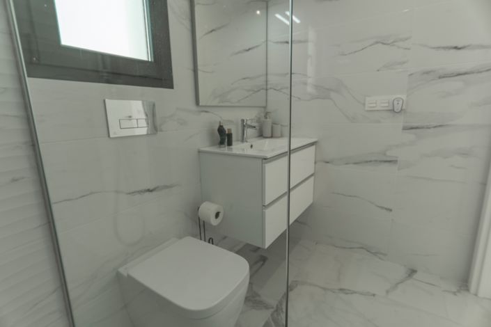 Image No.24-3 Bed Villa for sale