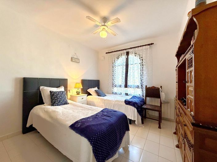 Image No.15-3 Bed Villa for sale