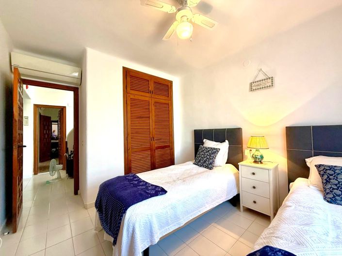 Image No.16-3 Bed Villa for sale