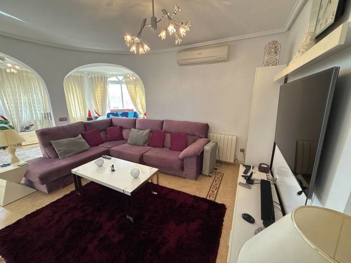 Image No.8-Villa de 3 chambres à vendre à Villamartin