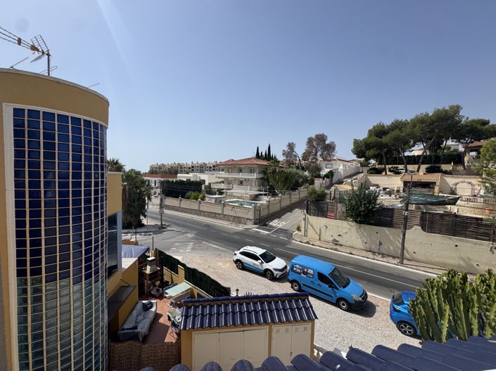 Image No.20-3 Bed Villa for sale