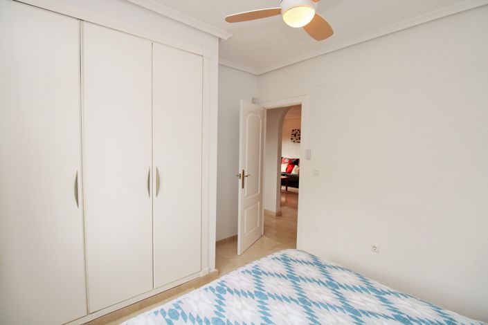 Image No.11-3 Bed Townhouse for sale