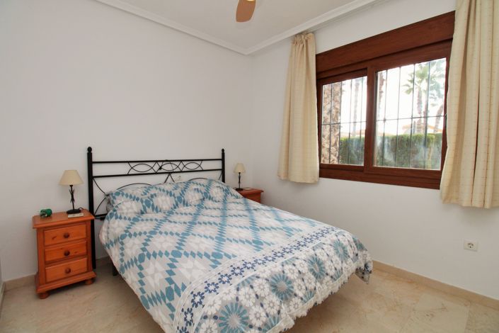 Image No.13-3 Bed Townhouse for sale