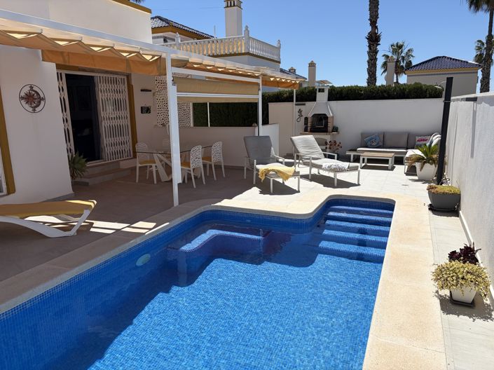 Image No.21-3 Bed Villa for sale