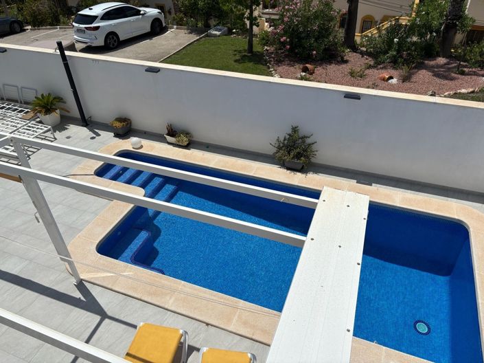 Image No.24-3 Bed Villa for sale