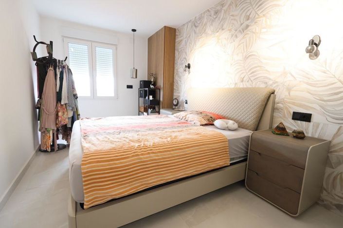 Image No.11-3 Bed Apartment for sale