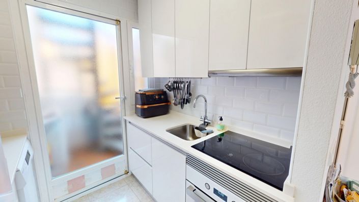 Image No.14-2 Bed Apartment for sale