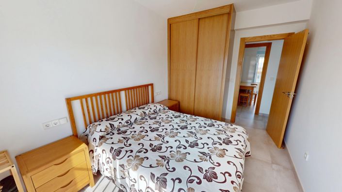 Image No.12-4 Bed Apartment for sale