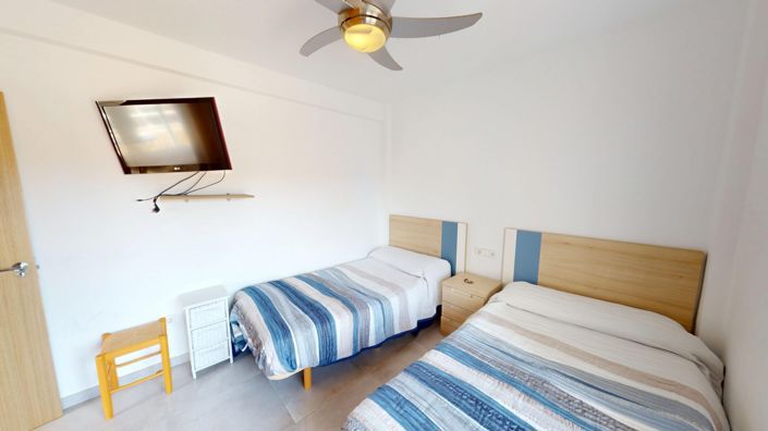 Image No.19-4 Bed Apartment for sale