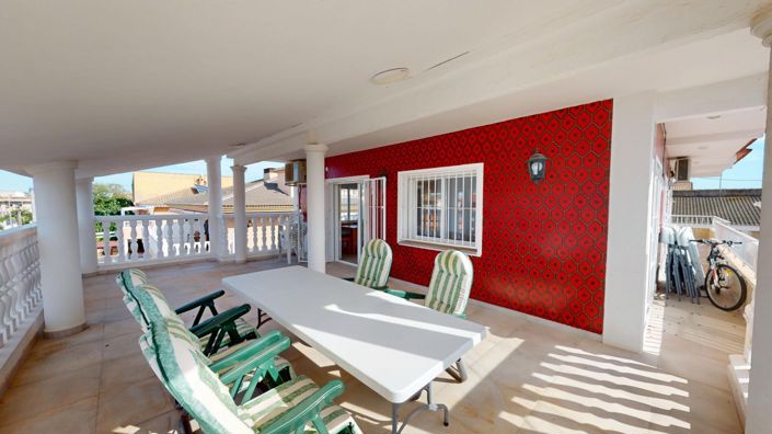 Image No.5-4 Bed Apartment for sale