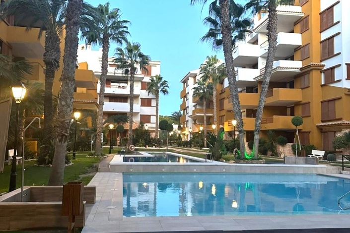 Image No.32-Appartement de 2 chambres à vendre à Punta Prima