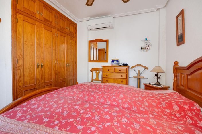 Image No.18-Villa de 4 chambres à vendre à Orihuela Costa