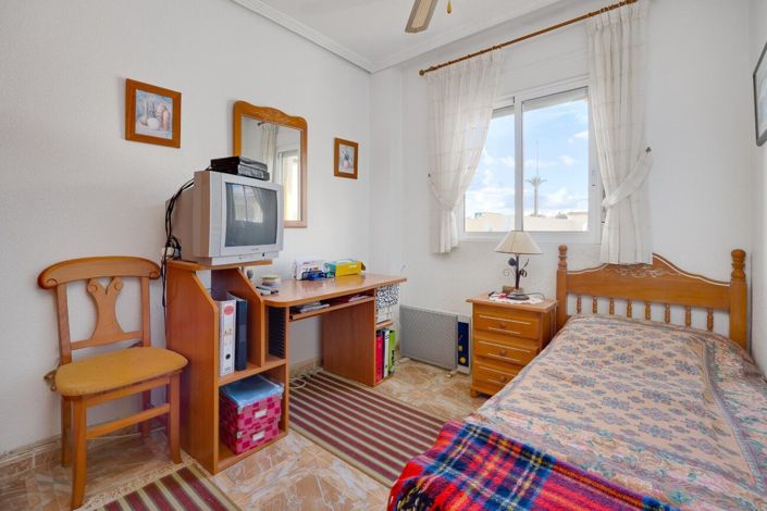 Image No.19-Villa de 4 chambres à vendre à Orihuela Costa