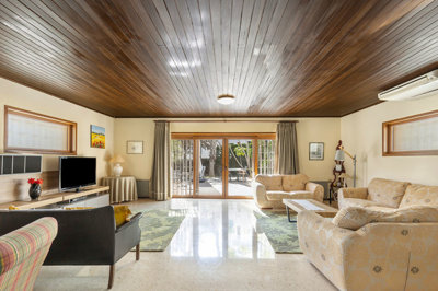 6911bcfde73f1t73a8699