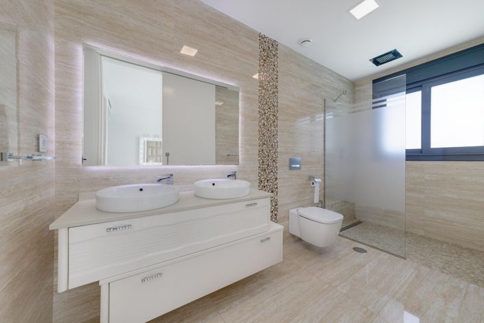 Image No.11-5 Bed Villa for sale