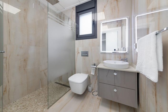 Image No.13-5 Bed Villa for sale