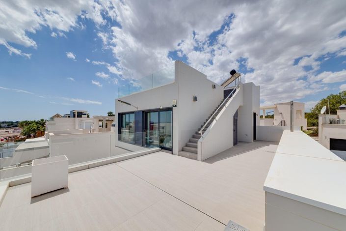 Image No.26-5 Bed Villa for sale