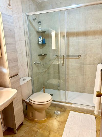 Image No.17-2 Bed Apartment for sale