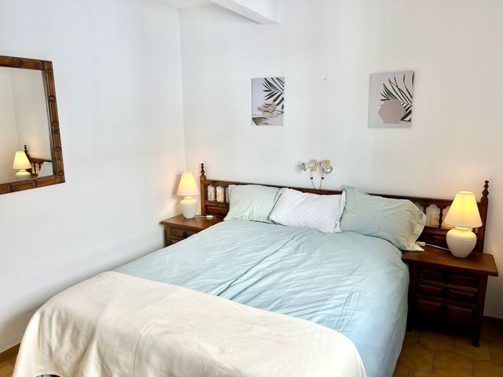 Image No.20-2 Bed Apartment for sale