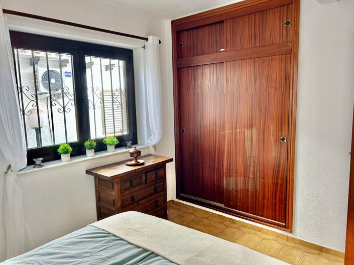 Image No.5-2 Bed Apartment for sale