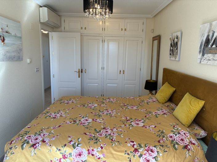 Image No.16-2 Bed Property for sale