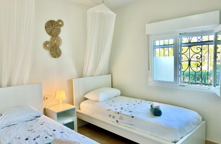 Image No.8-2 Bed Apartment for sale