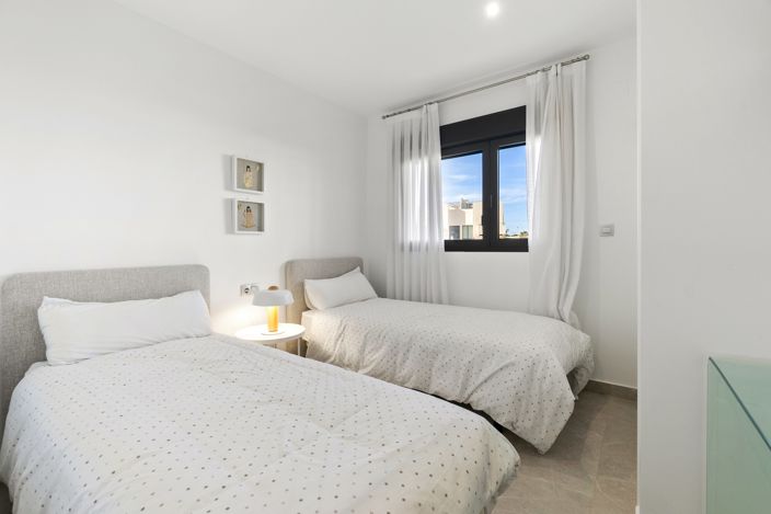 Image No.14-2 Bed Apartment for sale
