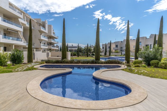Image No.23-2 Bed Apartment for sale
