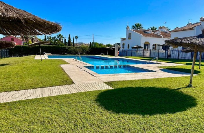 Image No.4-3 Bed Townhouse for sale