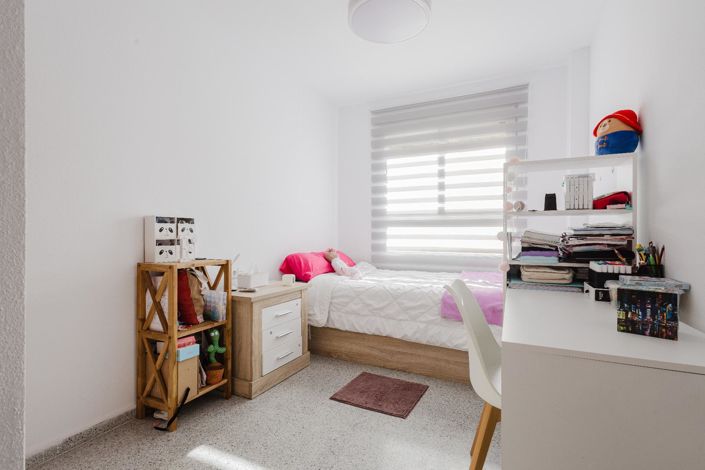 Image No.17-4 Bed Apartment for sale