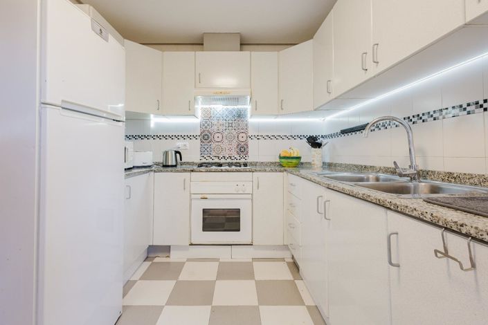 Image No.8-4 Bed Apartment for sale