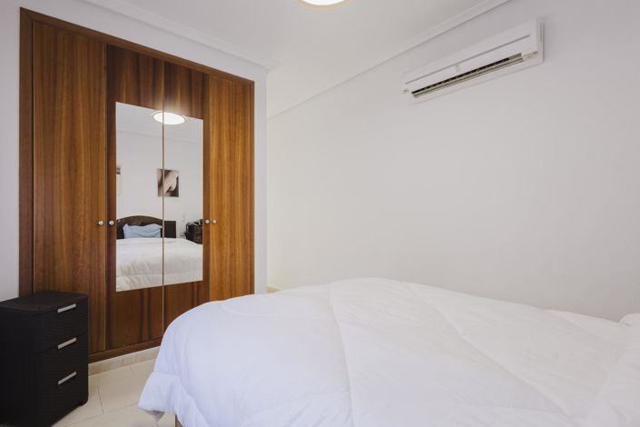 Image No.16-2 Bed Villa for sale