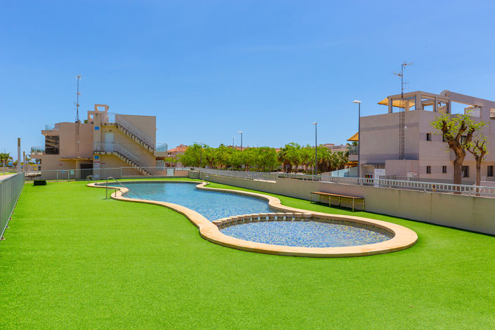 Image No.2-4 Bed Apartment for sale