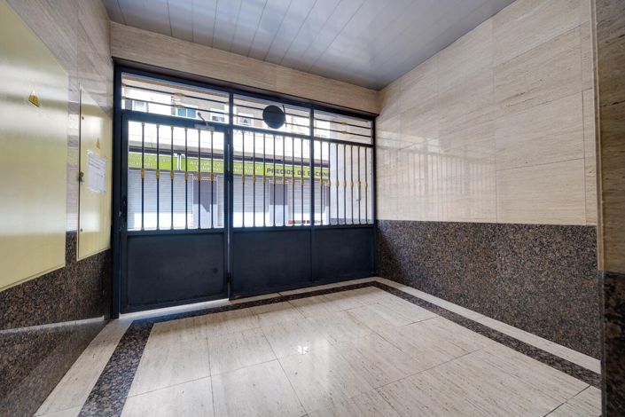 Image No.31-2 Bed Apartment for sale