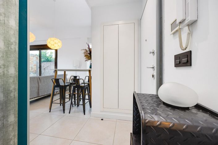 Image No.18-2 Bed Townhouse for sale