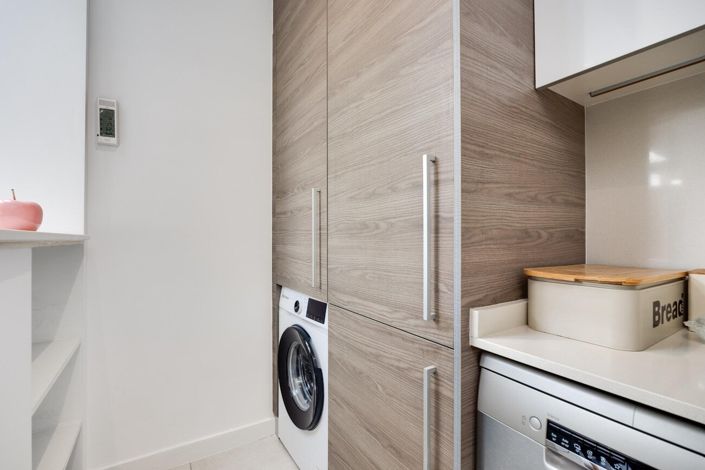 Image No.21-2 Bed Townhouse for sale