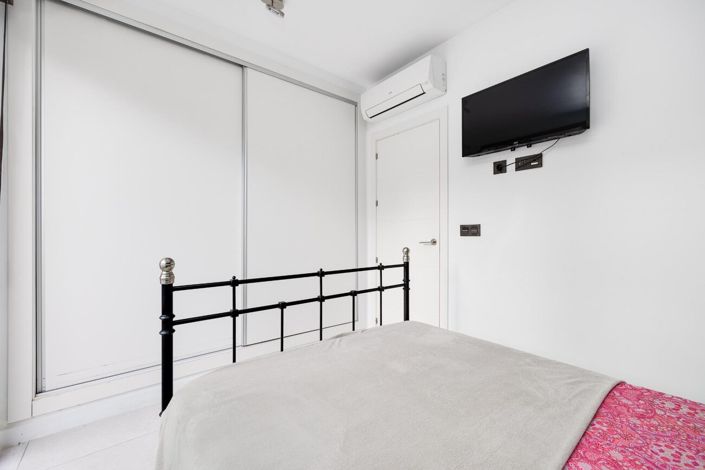 Image No.24-2 Bed Townhouse for sale