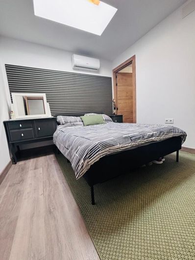 Image No.23-4 Bed Townhouse for sale