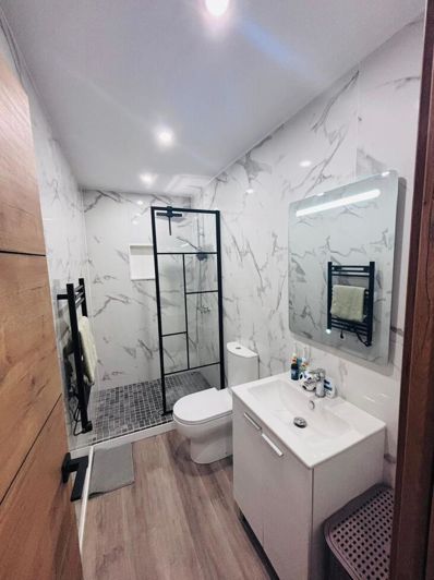 Image No.32-4 Bed Townhouse for sale