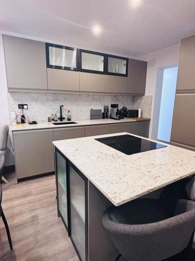 Image No.8-4 Bed Townhouse for sale