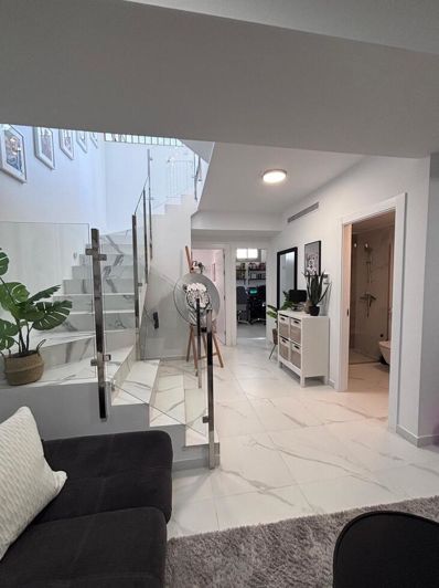 Image No.43-5 Bed Villa for sale