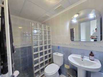 o1jj433lhrl9eemd1dqe14hr17jq2q